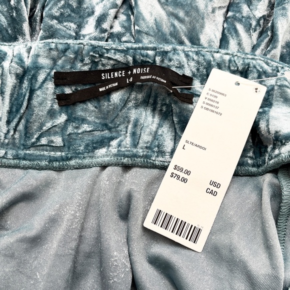 Urban Outfitters Crushed Velvet Mini Skirt Blue Large - Picture 10 of 14